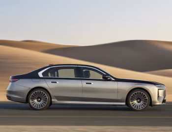 BMW 740 xDrive [Worldwide] (G70) '2026