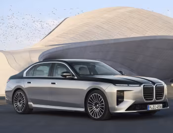 BMW 740 xDrive [Worldwide] (G70) '2026