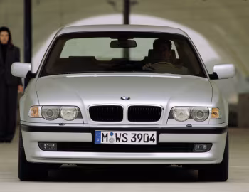 BMW 740d [Worldwide] (E38) '09.1998–2001
