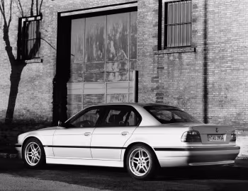 BMW 740d [Worldwide] (E38) '09.1998–2001