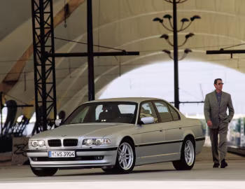 BMW 740d [Worldwide] (E38) '09.1998–2001