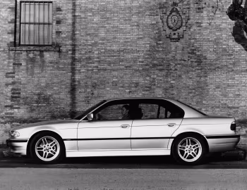 BMW 740d [Worldwide] (E38) '09.1998–2001