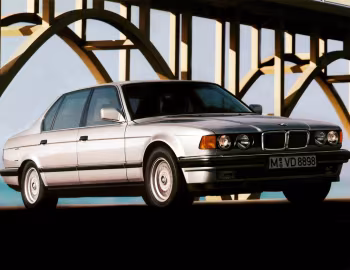 BMW 740i [Worldwide] (E32) '04.1992–09.1994