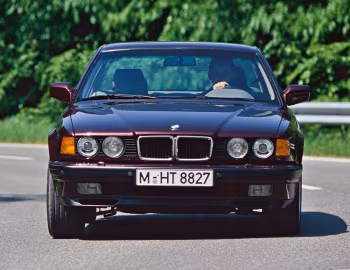 BMW 740i [Worldwide] (E32) '04.1992–09.1994