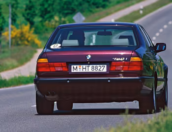 BMW 740i [Worldwide] (E32) '04.1992–09.1994