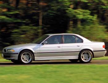 1999–2001 BMW 740i [North America] (E38) '1998–2001