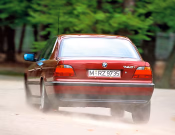 BMW 740i [Worldwide] (E38) '04.1994–98