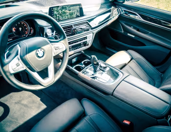 内饰 2016–19 BMW 740i [North America] (G11) '2015–19
