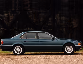 BMW 740i [UK-spec] (E38) '1996–98