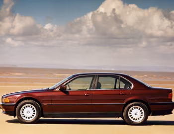 BMW 740i [UK-spec] (E38) '1996–98