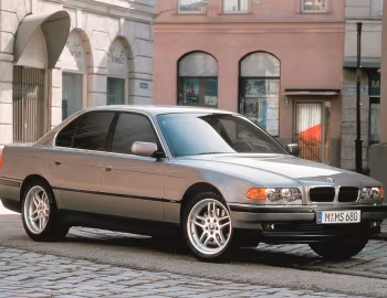 BMW 740i [Worldwide] (E38) '1998–2001