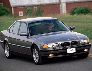 1999–2001 BMW 740i [North America] (E38) '1998–2001