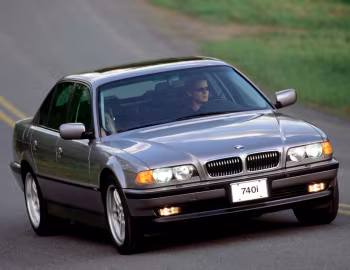 1999–2001 BMW 740i [North America] (E38) '1998–2001