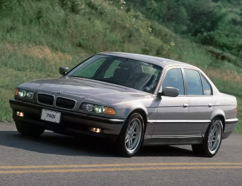 1999–2001 BMW 740i [North America] (E38) '1998–2001