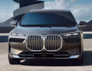 BMW 740i Excellence "The First Edition" [Japan] (G70) '2022