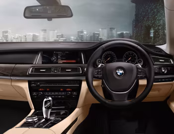 Panel frontal BMW 740i Executive Edition [Japan] (F01) '2014