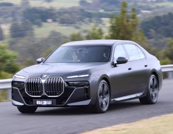 BMW 740i M Sport [Australia] (G70) '2023–pr.