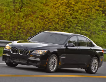 2011–12 BMW 740i M Sport Package [North America] (F01) '2010–12