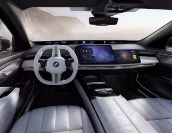 Panel frontal BMW 740L xDrive [China] (G70) '2026
