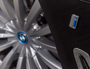 BMW 740Le iPerformance [Worldwide] (G12) '2015–19