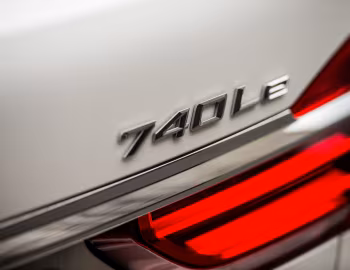 BMW 740Le iPerformance [UK-spec] (G12) '2016–19