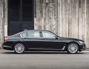 BMW 740Le iPerformance [UK-spec] (G12) '2016–19
