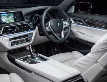 Panel frontal BMW 740Li Pure Excellence [Australia] (G12) '2015–19