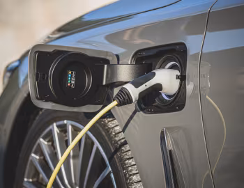 BMW 745e [Worldwide] (G11) '2019–22