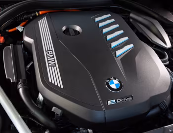 Bajo el capó BMW 745e M Sport [Worldwide] (G11) '2019–22