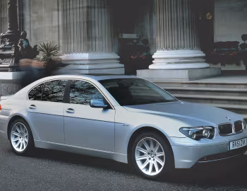 BMW 745i [UK-spec] (E65) '2001–05