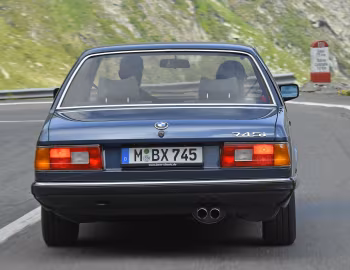 BMW 745i [Worldwide] (E23) '09.1982–06.1986