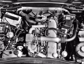Sous la capuche BMW 745i [Worldwide] (E23) '09.1982–06.1986