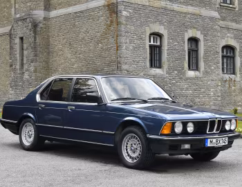BMW 745i [Worldwide] (E23) '09.1982–06.1986