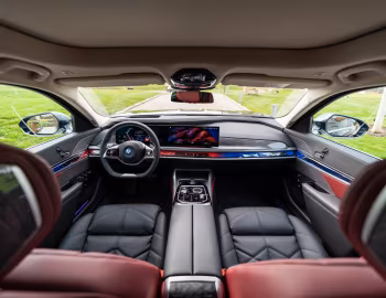 Panel frontal BMW 750e xDrive [Worldwide] (G70) '2023–pr.