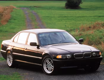 1999–2001 BMW 750i [North America] (E38) '09.1998–2001