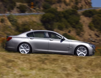BMW 750i [Australia] (F01) '2008–12