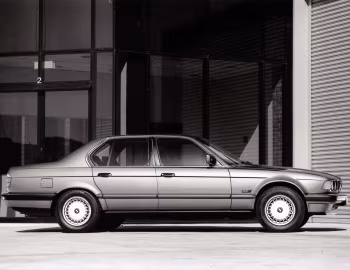 BMW 730i [Worldwide] (E32) '08.1986–09.1994