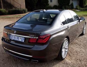 BMW 750i [South Africa] (F01) '2012–15
