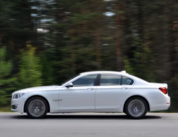 BMW 750i [Worldwide] (F01) '2012–15