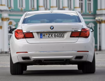 BMW 750i [Worldwide] (F01) '2012–15