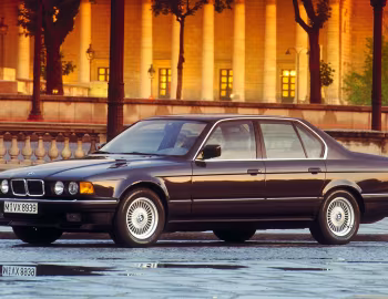 BMW 750i [Worldwide] (E32) '09.1987–09.1994
