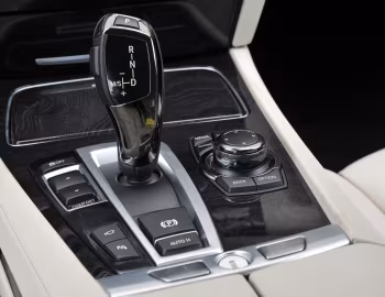 Интерьер BMW 750i [Worldwide] (F01) '2012–15