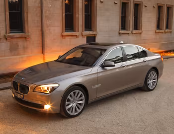 BMW 750i [Australia] (F01) '2008–12