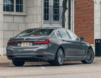 2020–22 BMW 750i xDrive [North America] (G11) '2019–22
