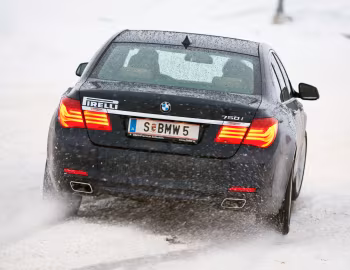 BMW 750i xDrive [Worldwide] (F01) '2008–12