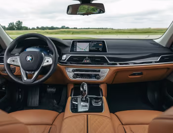 Panel frontal 2020–22 BMW 750i xDrive [North America] (G11) '2019–22