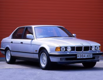 BMW 750iL [UK-spec] (E32) '1987–94