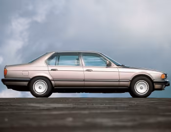 BMW 750iL [Worldwide] (E32) '09.1987–11.1991