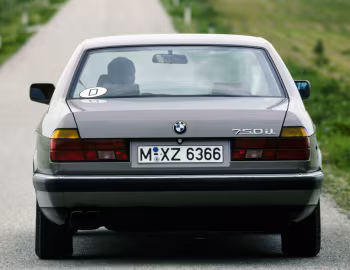 BMW 750iL [Worldwide] (E32) '09.1987–11.1991