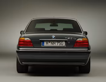 BMW 750iL [Worldwide] (E38) '1998–2001